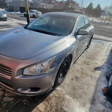 Nissan Maxima Sport