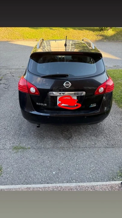 2012 Nissan Rogue - Image 2 of 6