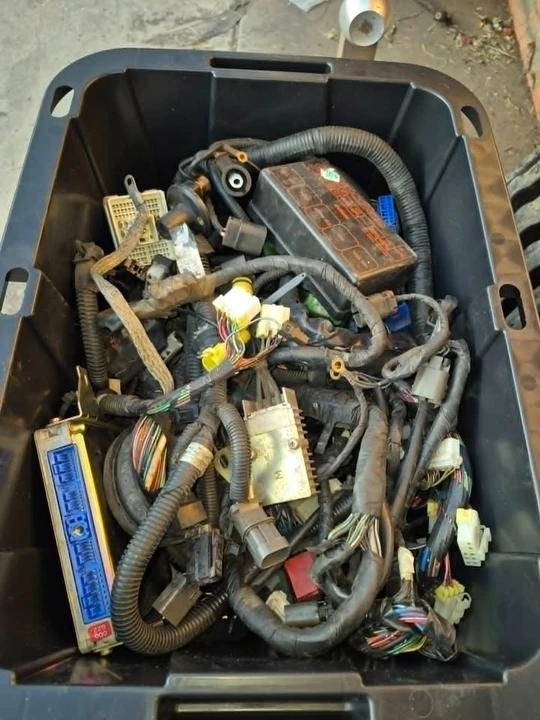 Parts & Memorabilia Engines - Image 5 of 10