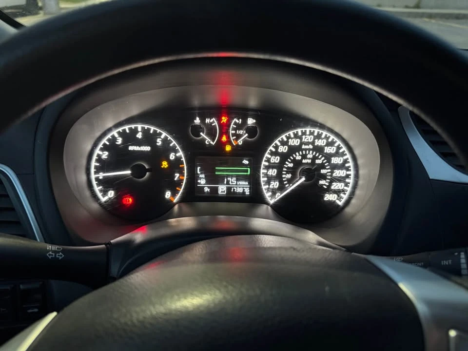 2017 Nissan Sentra 7th Gen - Image 10 of 10