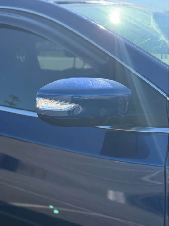 2017 Nissan Sentra 7th Gen - Image 4 of 10