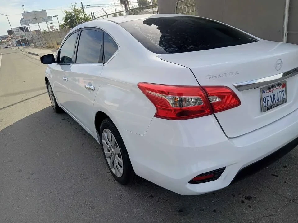 2018 Nissan Sentra 7th Gen - Image 2 of 6
