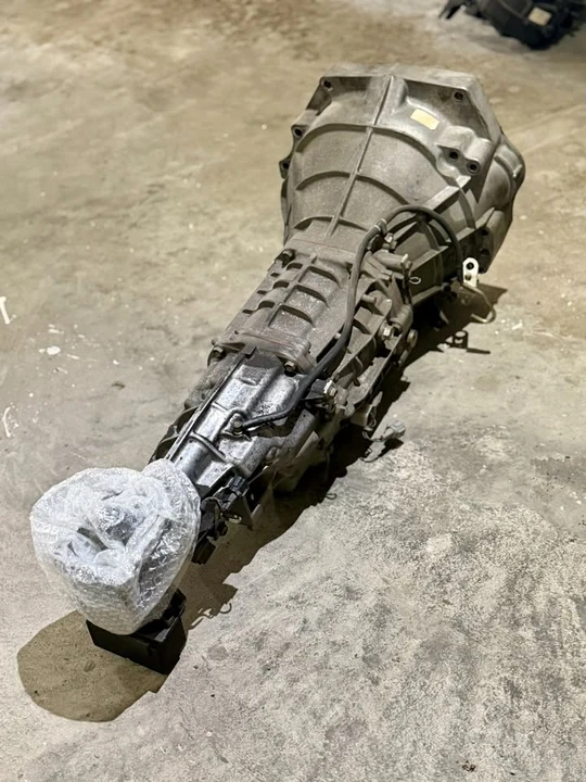Parts & Memorabilia Gearboxes - Image 3 of 4