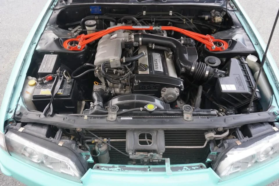 Nissan R32 Skyline 8th Gen - Image 8 of 9
