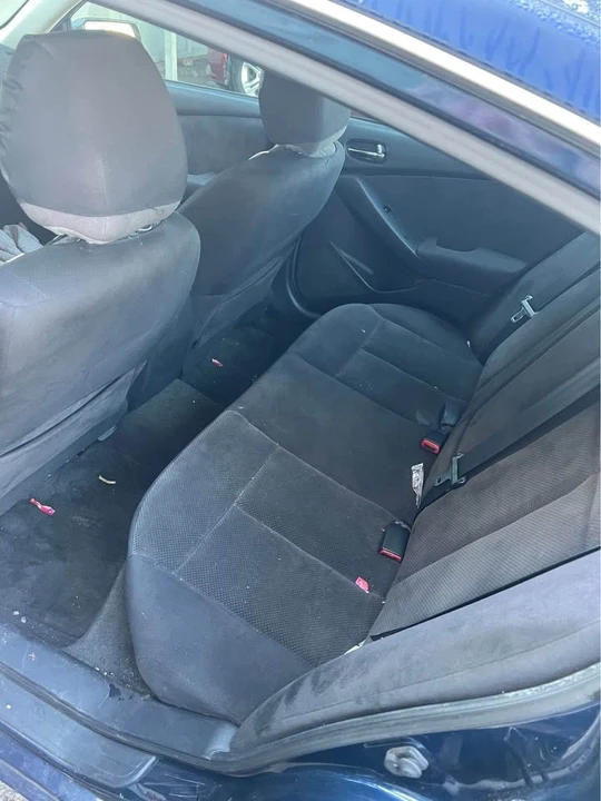 Nissan Altima - Image 5 of 12