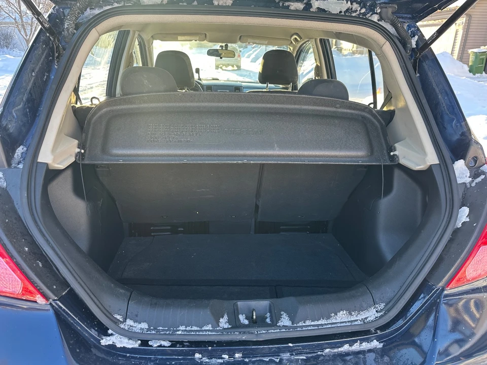 2007 Nissan Versa - Image 4 of 10