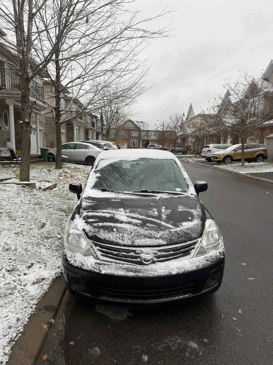2008 Nissan Versa - Image 4 of 8