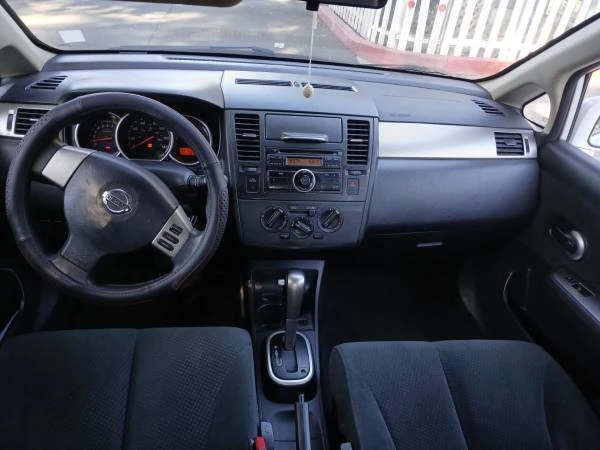 2011 Nissan Versa - Image 16 of 31