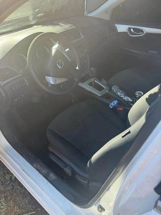 Nissan Sentra - Image 2 of 3