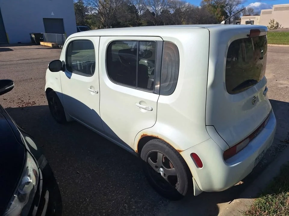 2009 Nissan Cube - Image 2 of 2
