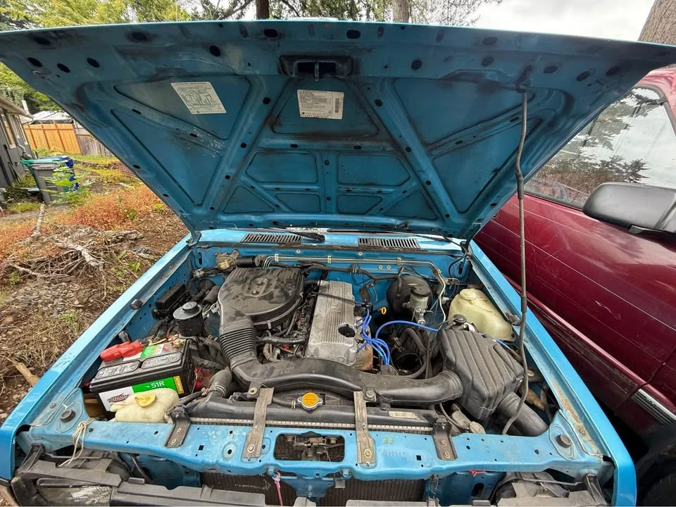 1995 Nissan Frontier - Image 8 of 10