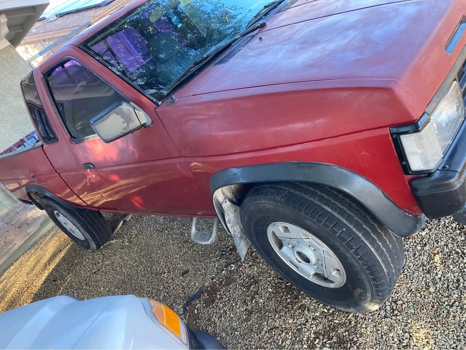 1989 Nissan Frontier - Image 4 of 7