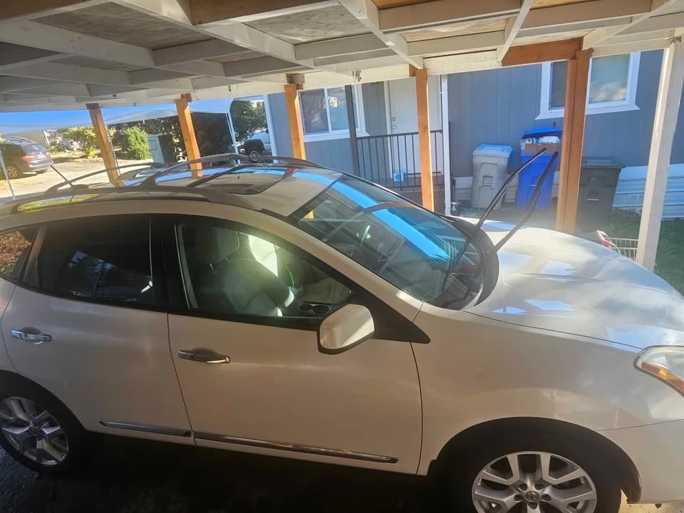 2011 Nissan Rogue - Image 3 of 10