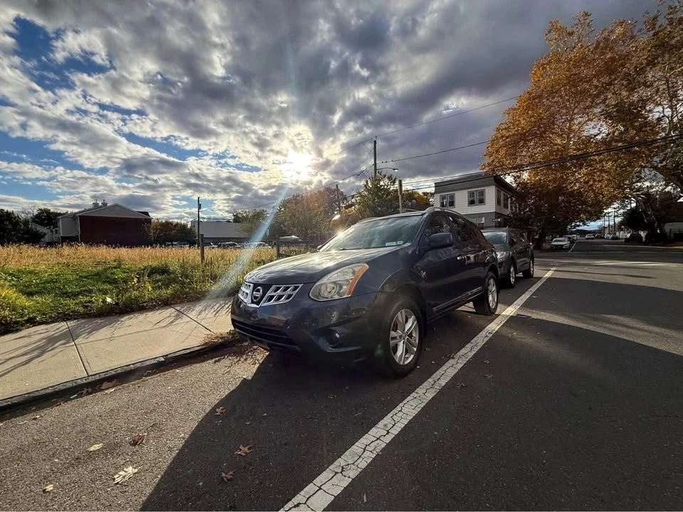 2013 Nissan Rogue - Image 6 of 9