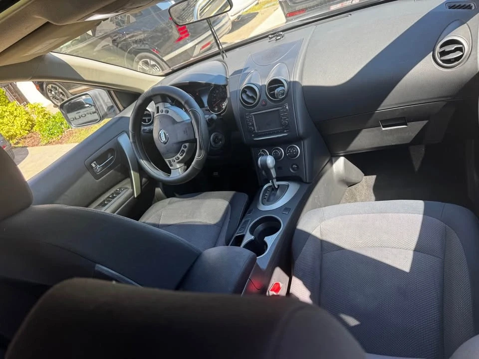 2012 Nissan Rogue - Image 6 of 6