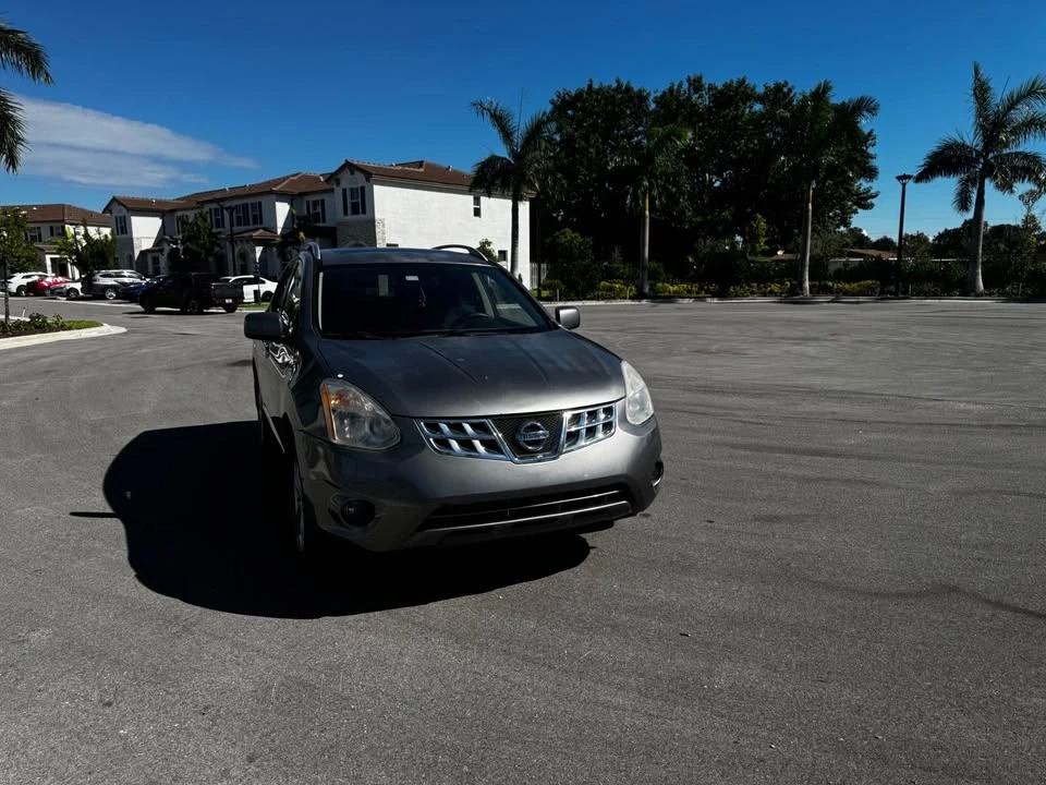 2012 Nissan Rogue - Image 4 of 6