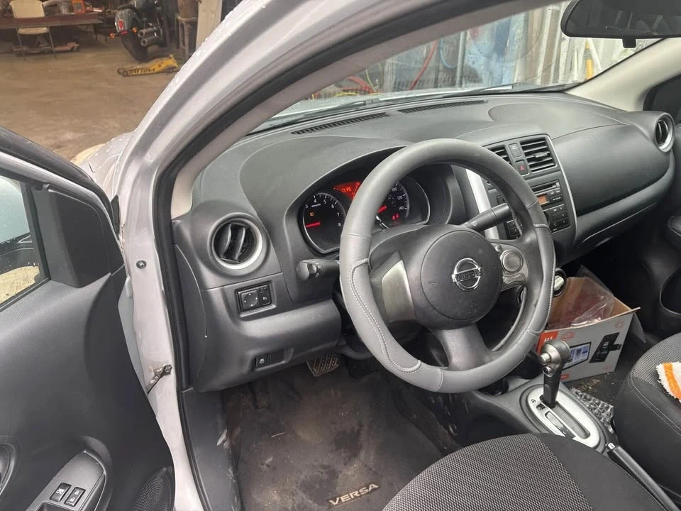 2014 Nissan Versa - Image 3 of 7