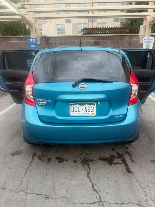 2016 Nissan Versa - Image 7 of 10