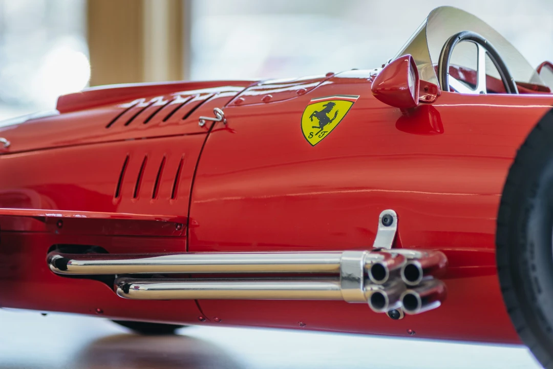 Parts & Memorabilia Scale Models - Image 14 of 31