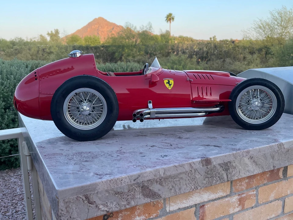 Parts & Memorabilia Scale Models - Image 12 of 31