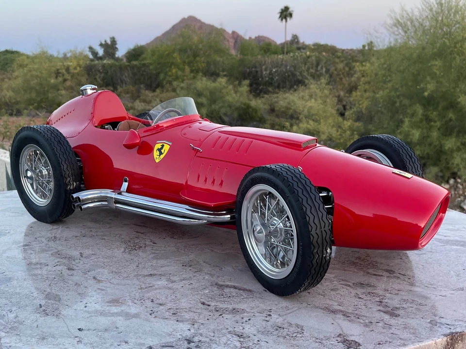Parts & Memorabilia Scale Models - Image 11 of 31