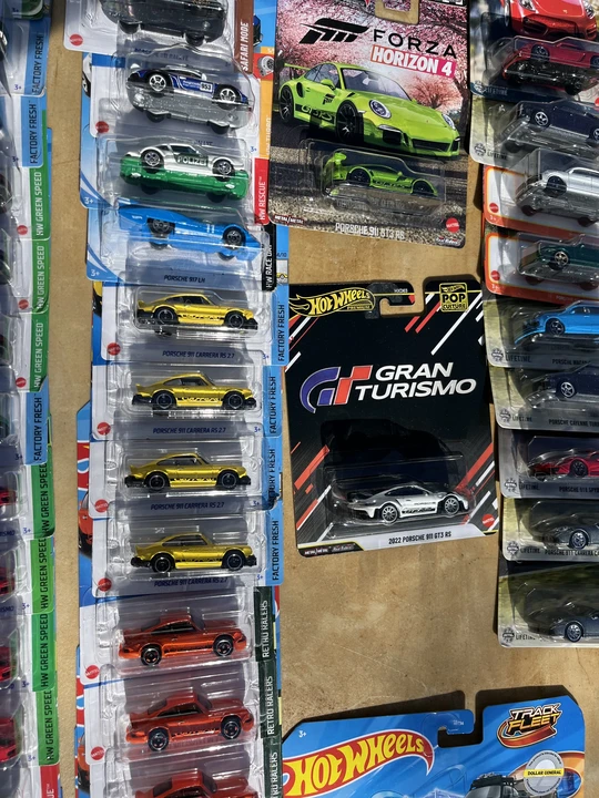Parts & Memorabilia Scale Models - Image 11 of 20