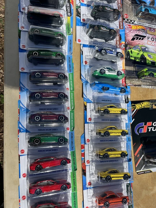 Parts & Memorabilia Scale Models - Image 18 of 20