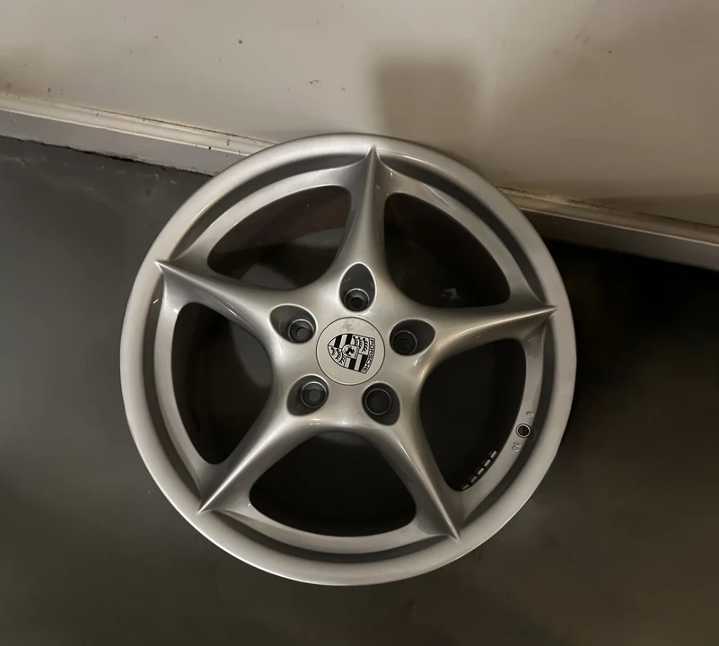 Porsche 996 Carrera - Image 2 of 7