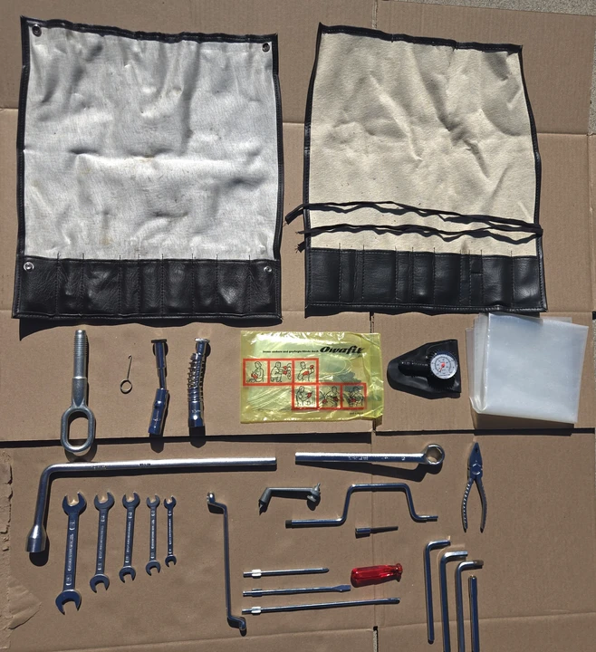 Parts & Memorabilia Tools - Image 13 of 20