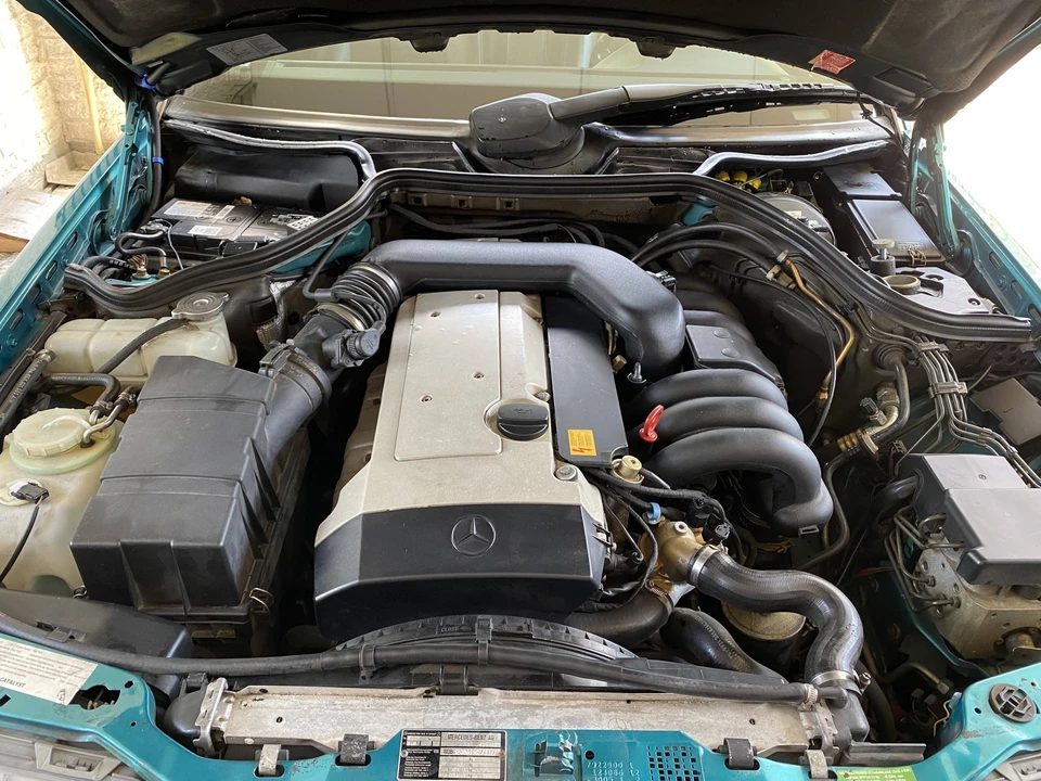 1995 Mercedes-Benz W124 E-Class - Image 3 of 9