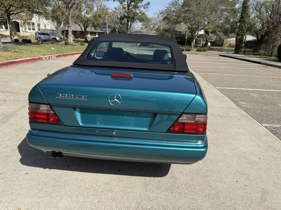 1995 Mercedes-Benz W124 E-Class - Image 5 of 9