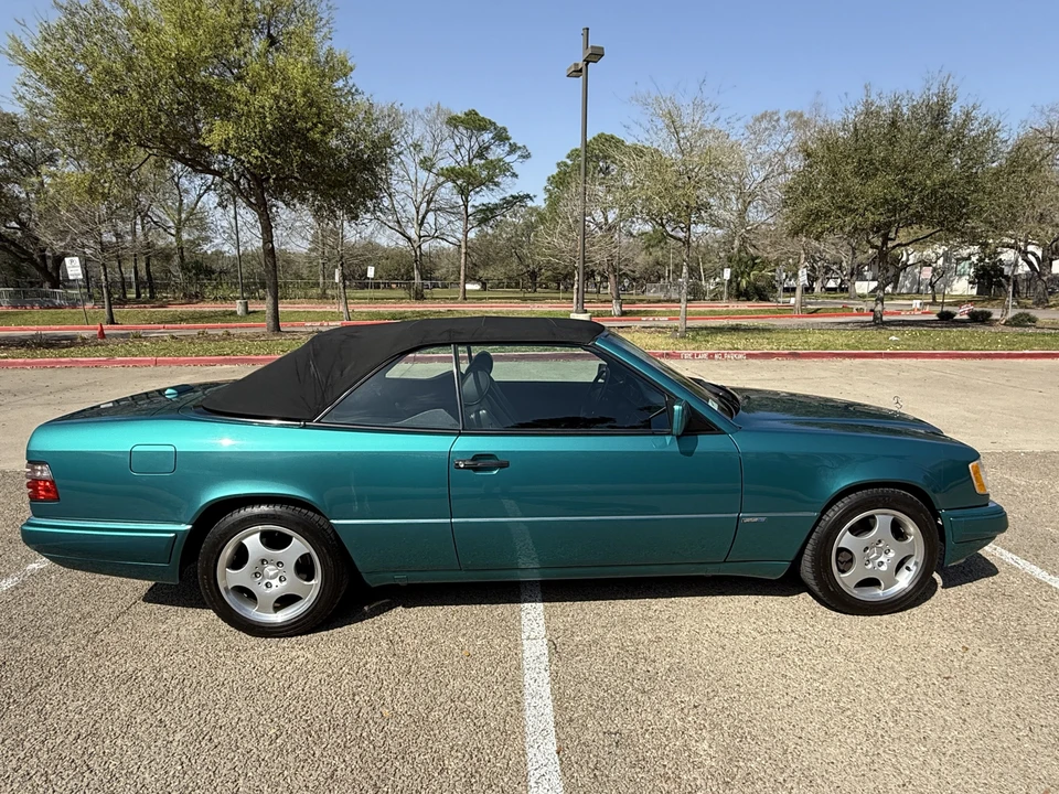 1995 Mercedes-Benz W124 E-Class - Image 2 of 9