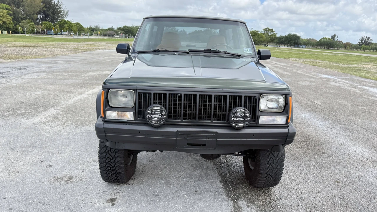 1996 Jeep XJ Cherokee - Image 3 of 9