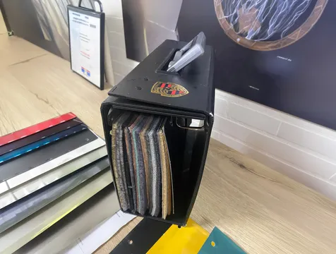 2000 Porsche Dealer Sample Kit Color Case