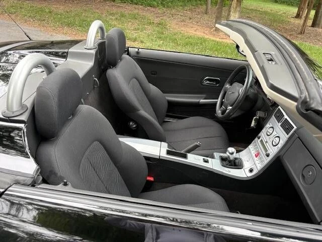 2005 Chrysler Crossfire - Image 6 of 11