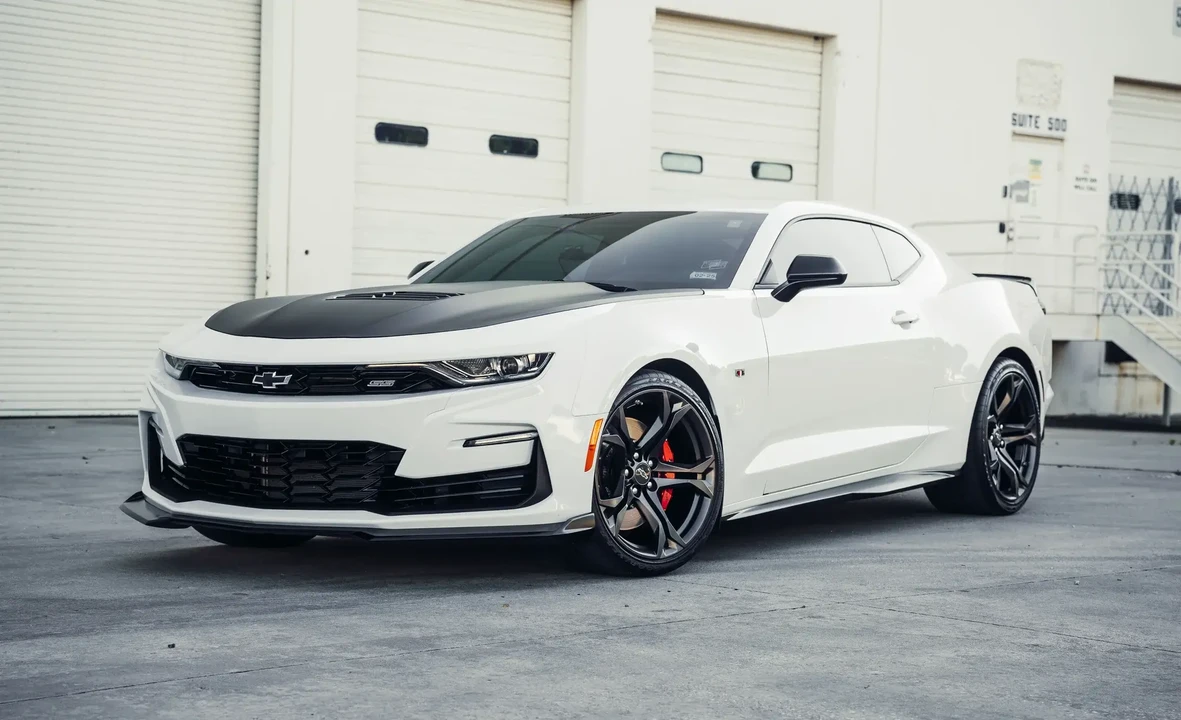 2023 Chevrolet Camaro SS 6th Gen - Image 2 of 6