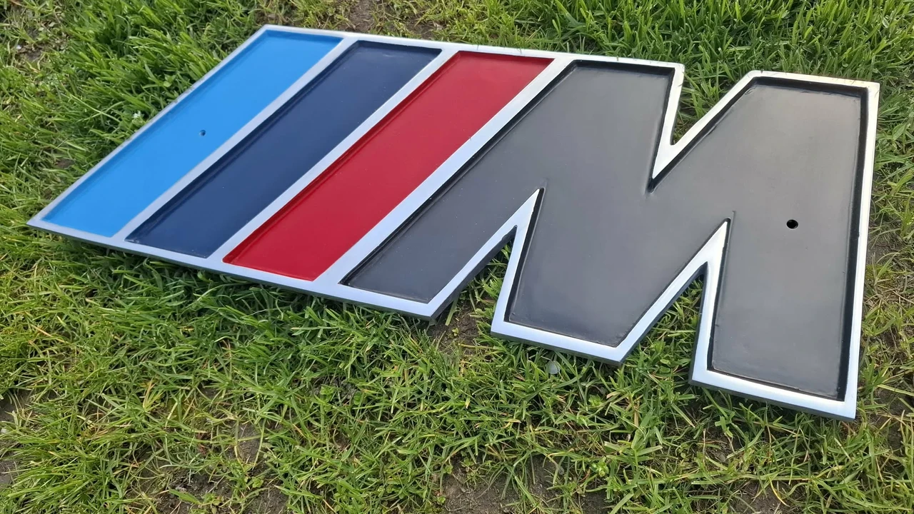 BMW - Image 15 of 17