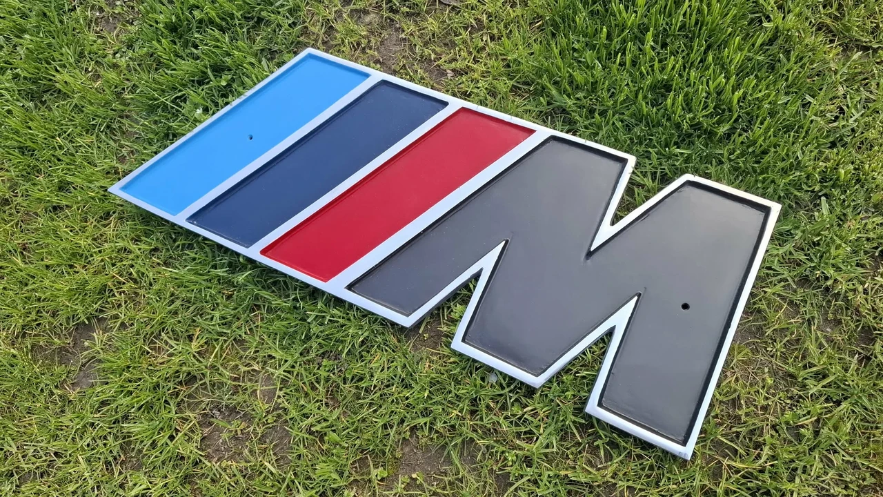 BMW - Image 17 of 17