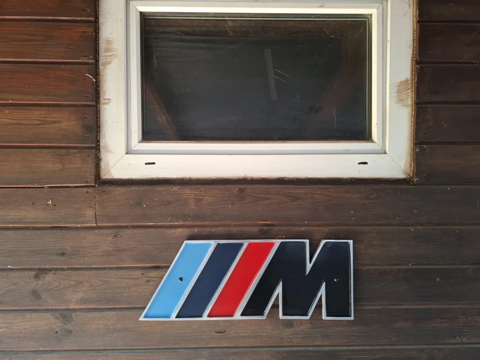 BMW - Image 3 of 17