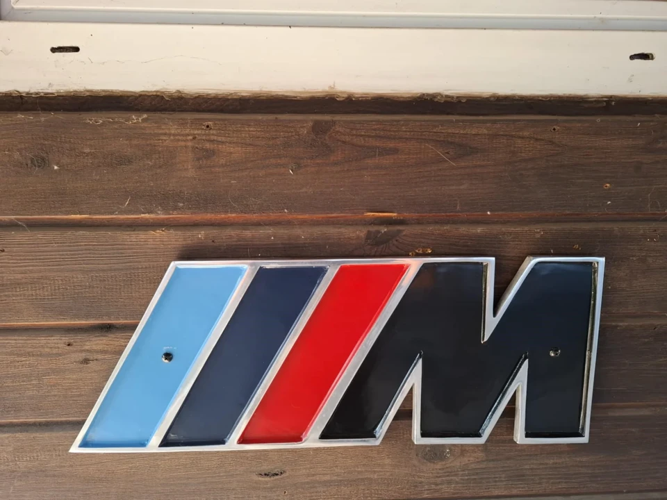 BMW - Image 4 of 17