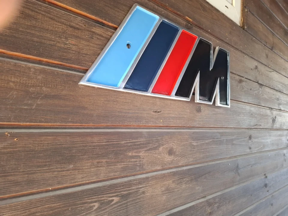 BMW - Image 6 of 17