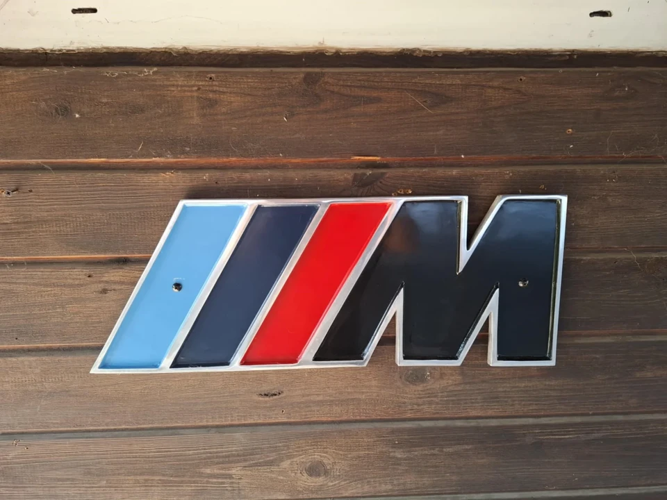 BMW - Image 2 of 17