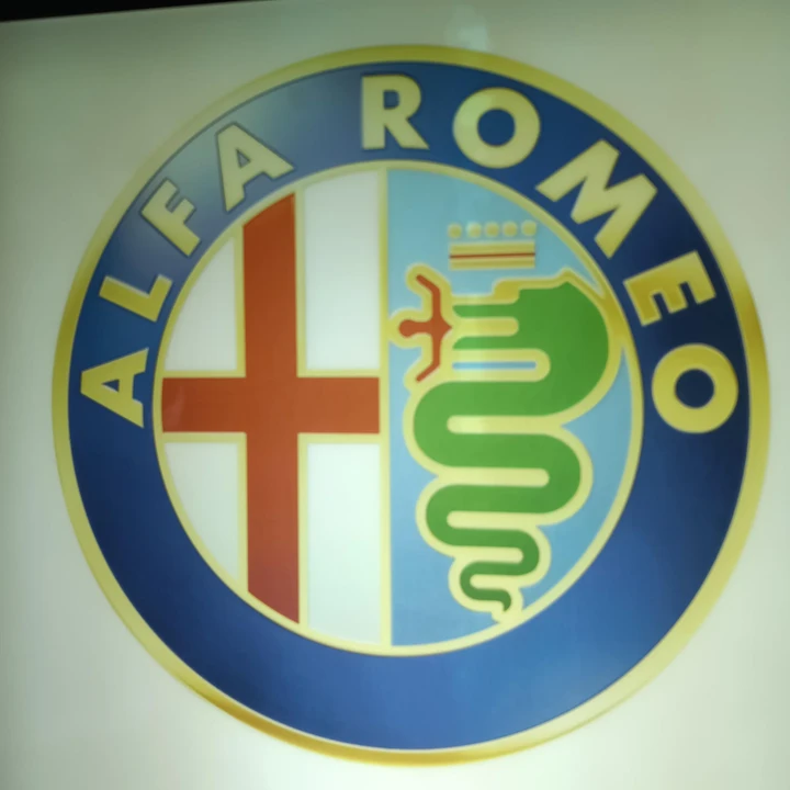 Alfa Romeo - Image 27 of 28