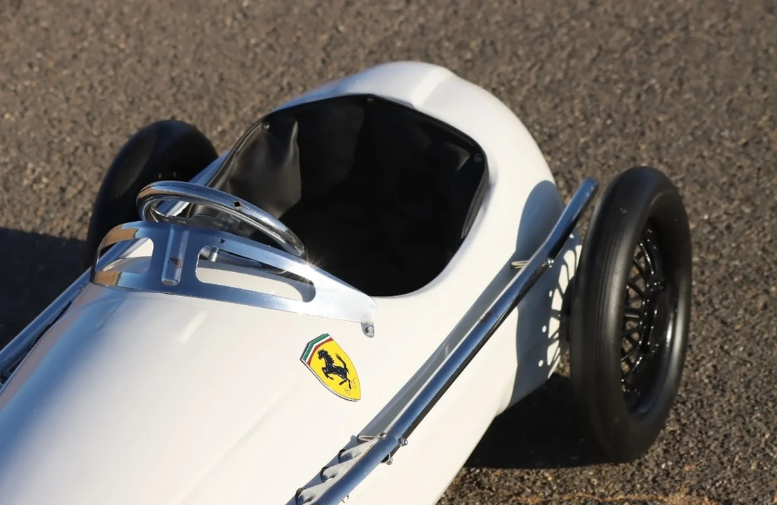 Ferrari Replica - Image 7 of 10
