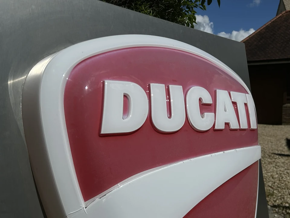 Ducati - Image 12 of 14