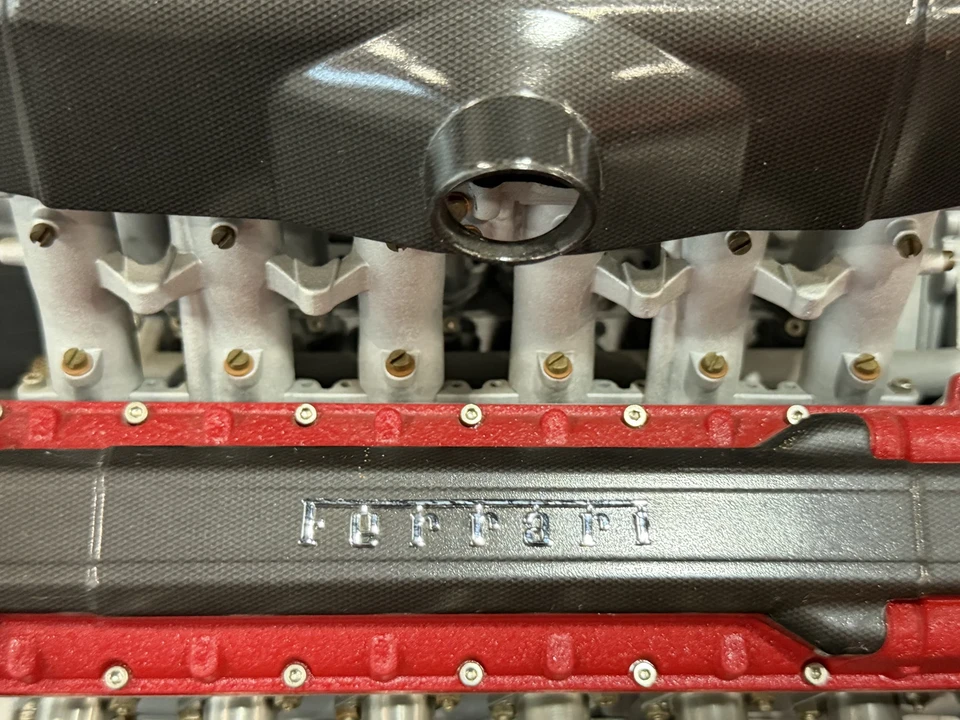 Ferrari Enzo - Image 25 of 31