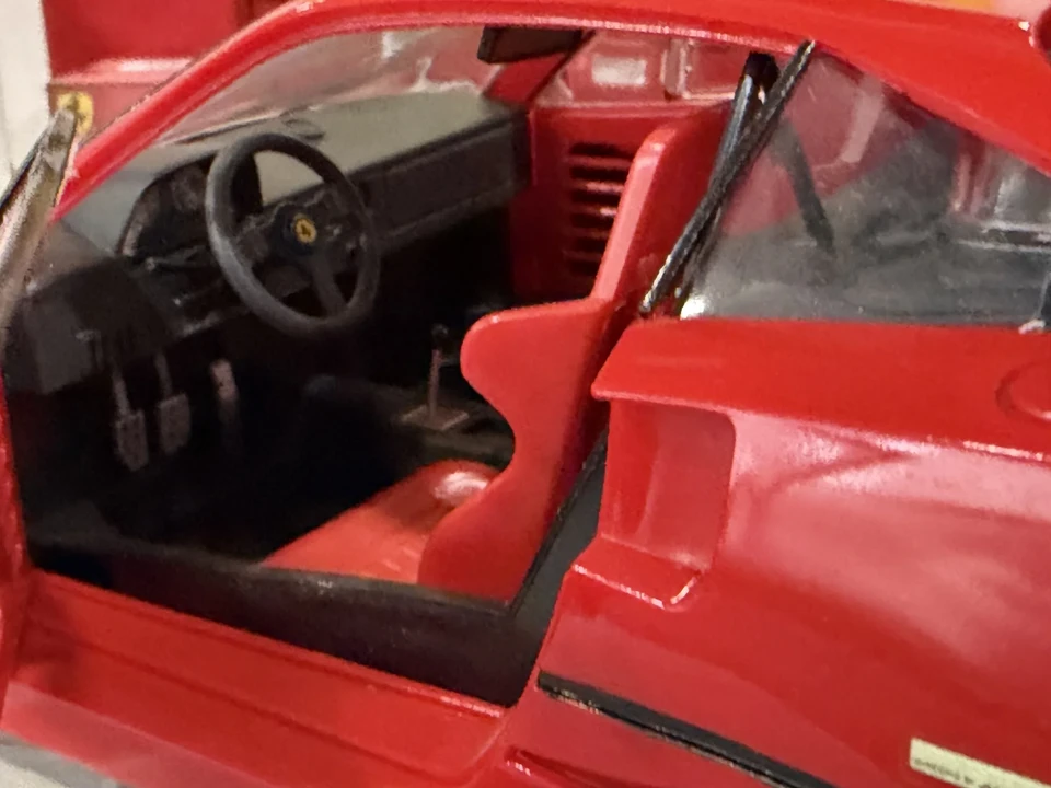 Ferrari F40 - Image 16 of 27