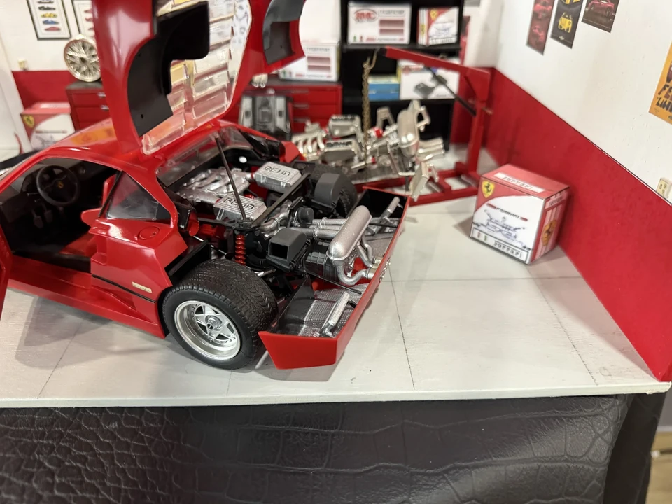 Ferrari F40 - Image 18 of 27
