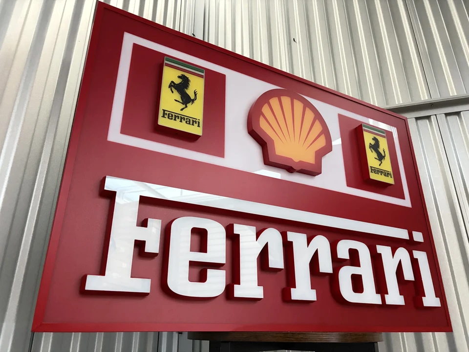 Ferrari - Image 22 of 23