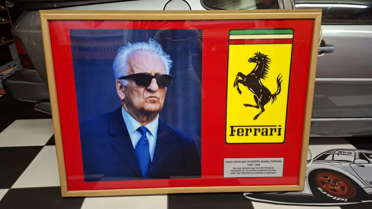 Ferrari - Image 6 of 21